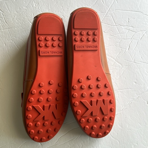 Michael Kors Driving Mocs Size 6 - Picture 3 of 5